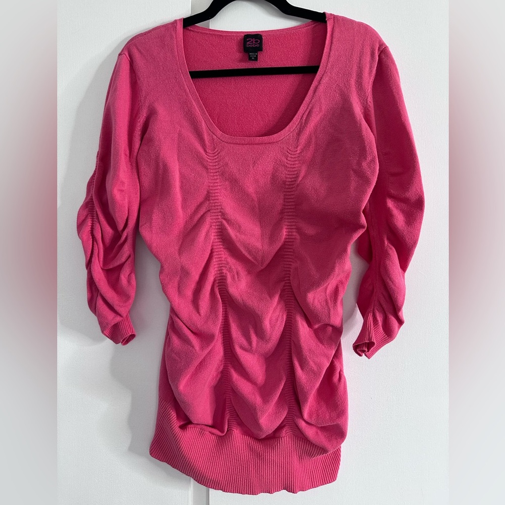 2B Bebe Coral Pink Scoop Neck Tunic Sweater with Ruching